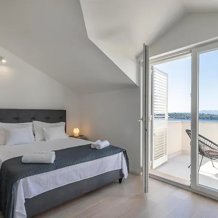 5 Bedroom Cozy In Vakantiehuis