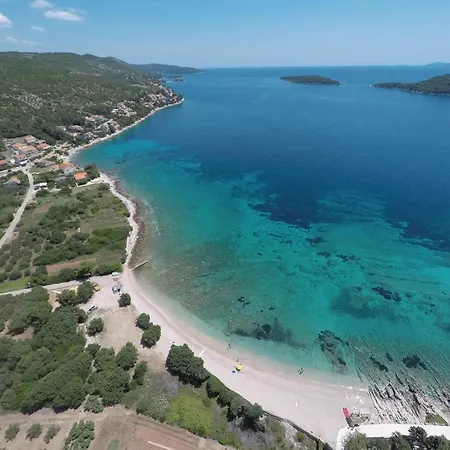 5 Bedroom Cozy In Vikendica Prizba